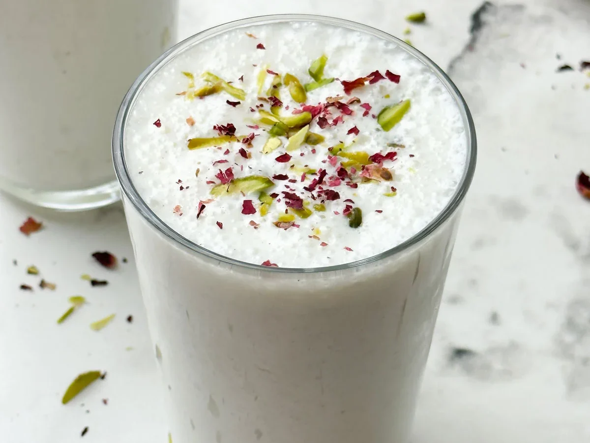 sweet-lassi-recipe-featured
