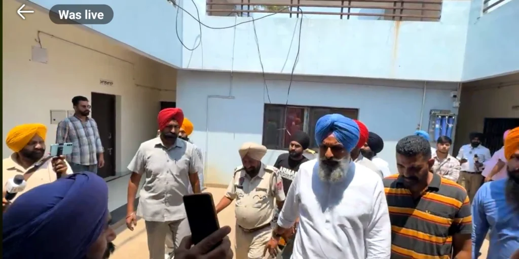 Bikram Majithia in Police station Majitha