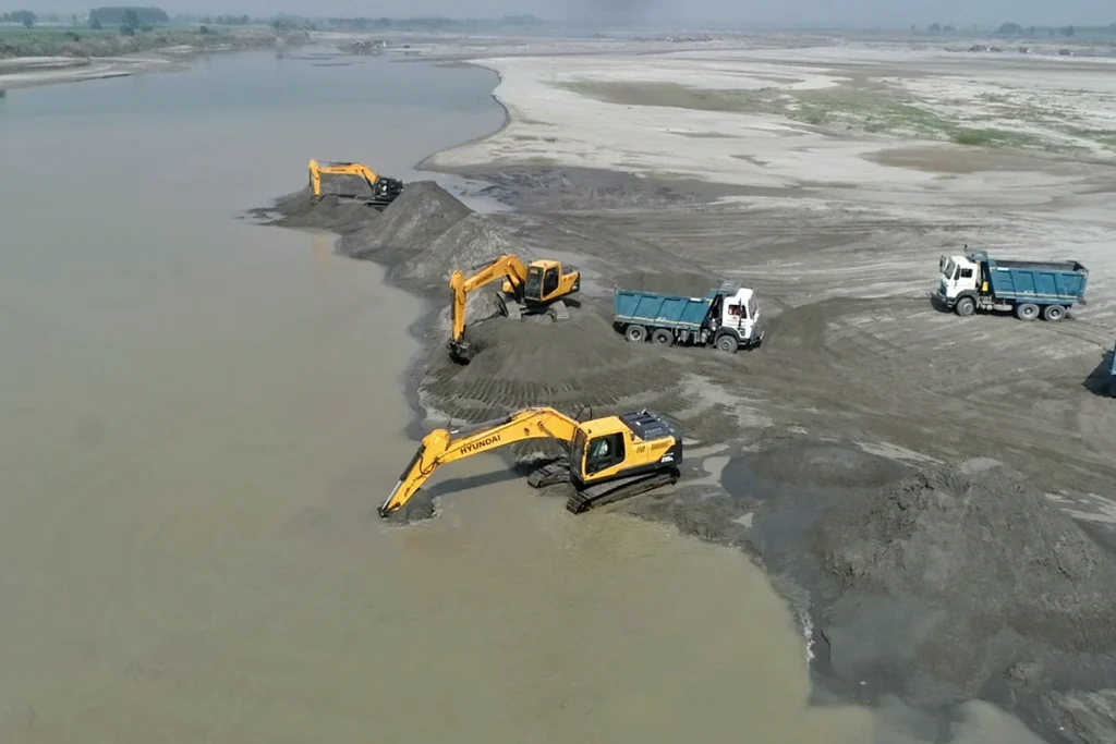 Mining site along the Yamuna river in Haryana under satellite and court monitoring
